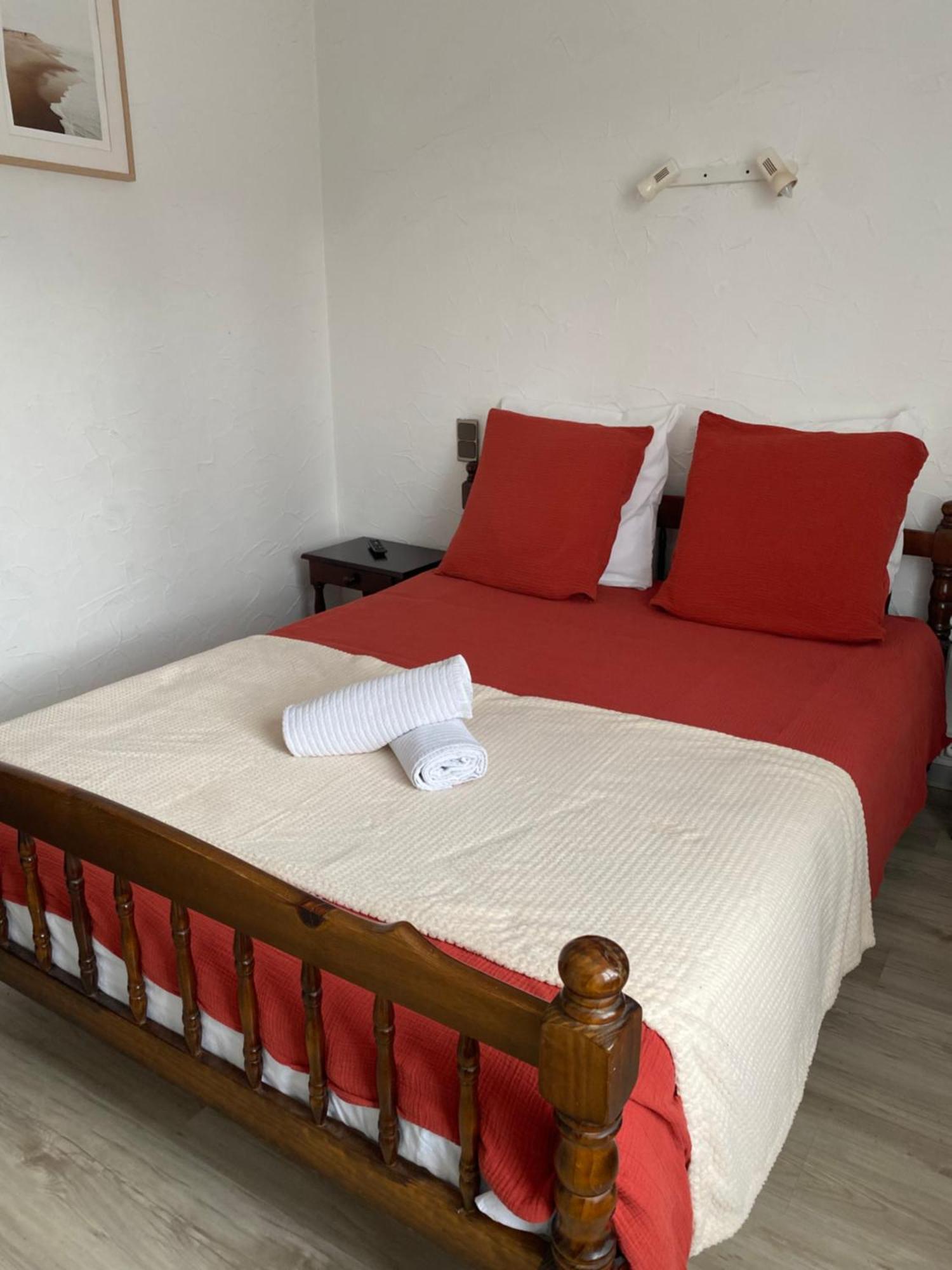 L'Auberge Campagnarde Poueyferré Buitenkant foto