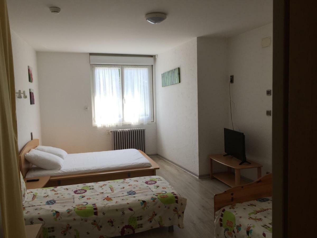L'Auberge Campagnarde Poueyferré Buitenkant foto
